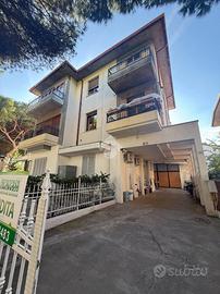 2 LOCALI A CESENATICO