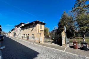 Dimora storica di testa con affaccio sull'Abbazia