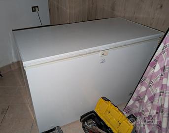 Congelatore Indesit 450 litri