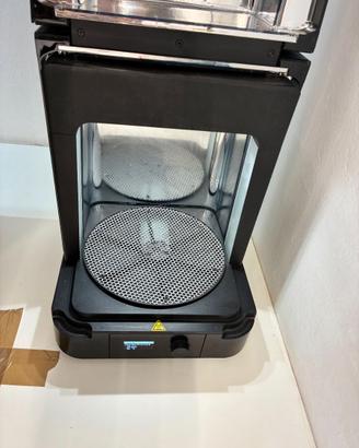 Formlabs Form Cure, dispongo anche di form tank.