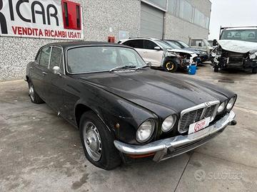 Jaguar XJ 4.2 per ricambi o completa