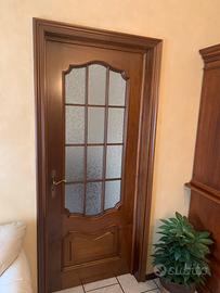 Porte interne in legno noce