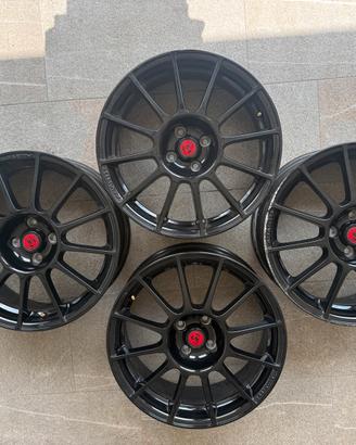 Gomme invernali e cerchi Abarth esseesse