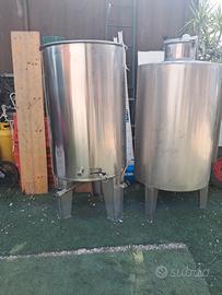 botti inox   6hl  .20 hl filtro e pimpa liverqni