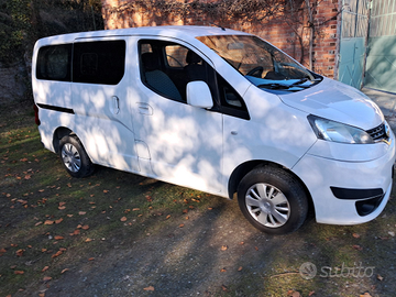 NISSAN EVALIA 7 posti