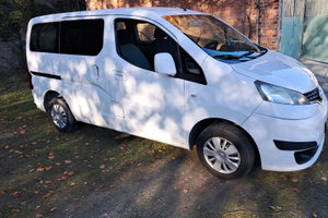 NISSAN EVALIA 7 posti