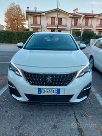Peugeot 3008 Blue HDi 130 S&S EAT8 Maggio 2019