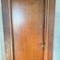 4 Porta in legno