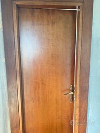 4 Porta in legno