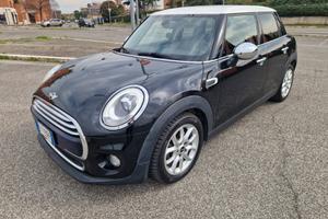 Mini Cooper D 1.5 136cv 5 porte Solo 133 mila km