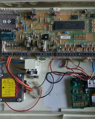 Centrale antifurto TEXECOM 816 A 8 ZONE