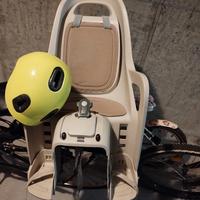 Seggiolino bici + casco Decathlon
