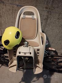Seggiolino bici + casco Decathlon