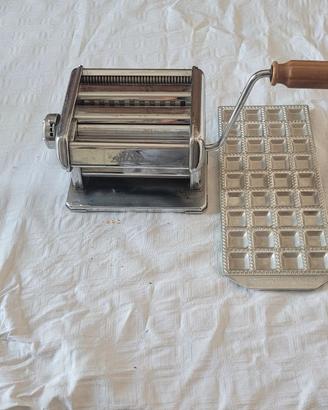 Macchina per la pasta vintage
