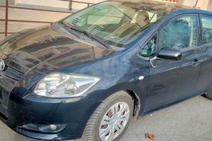 TOYOTA AURIS 1.4 D‑4D SOL – 5 PORTE