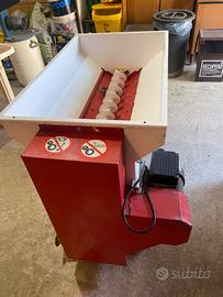 Diraspatrice elettrica con pompa