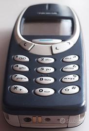 Telefonino cellulare Nokia 3330 + caricabatteria