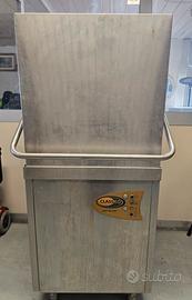 Lavastoviglie a capotte modello "classeq" 