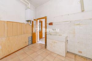 TRILOCALI SU DUE LIVELLI CON 2 BOX