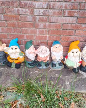 Set 9 Statuette Gnomi e Nani da Giardino Vintage