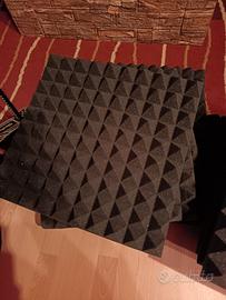 10 pannelli piramidali 50 x 50 