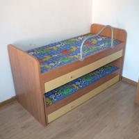 Letto a castello scorrevole con cassetti