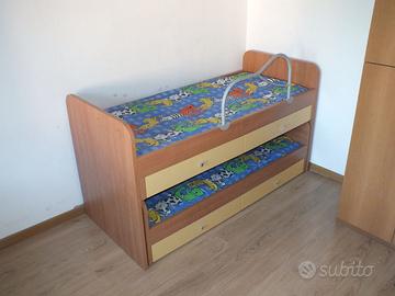Letto a castello scorrevole con cassetti