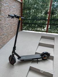 Monopattino Xiaomi Mi Pro 2