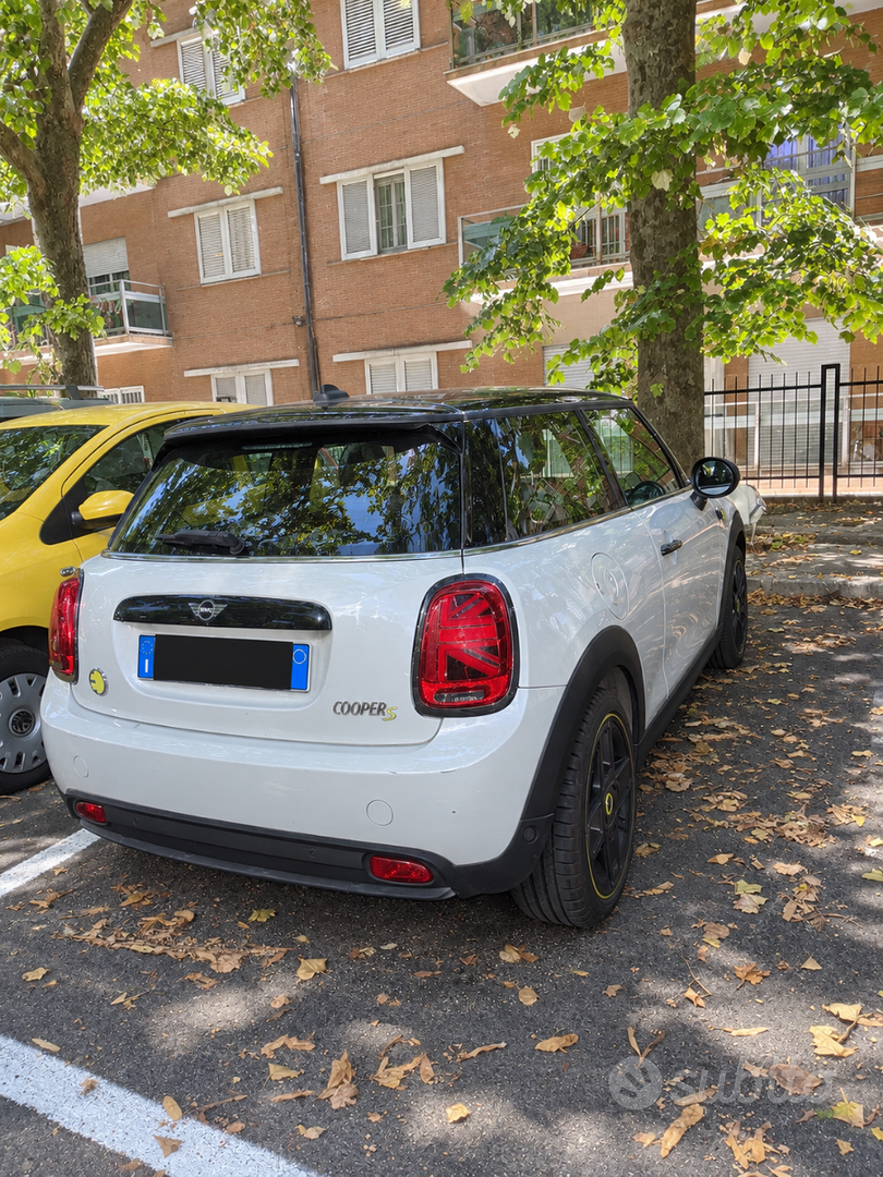 Mini Mini Cooper 2022 photo 2
