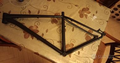 telaio bici treck x caliber 9 completamente nero