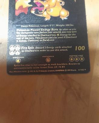 Carta pokemon Charizard