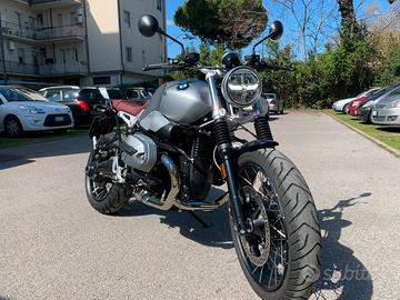 BMW r nineT Scrambler
