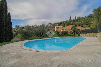 2 LOCALI A GARDONE RIVIERA