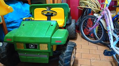Jeep John Deer bimbi 3/7 anni