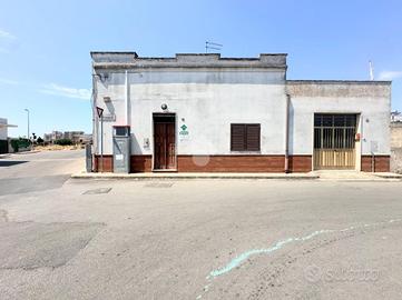 CASA INDIPENDENTE A MANDURIA
