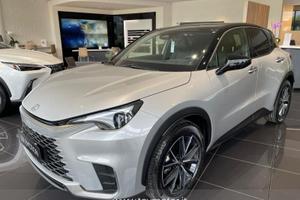 Lexus LBX Hybrid Emotion