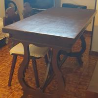Tavolo con  6 sedie legno massiccio 