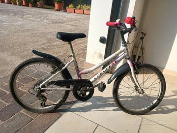 bicicletta per ragazzo/a da 24