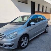 Mercedes b180 cdi