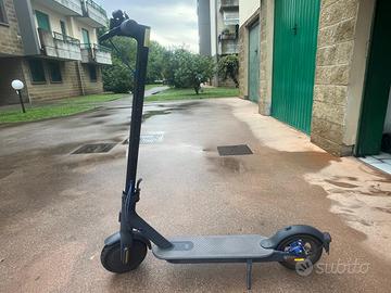 Monopattino Xiaomi mi3