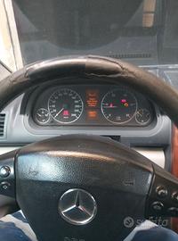 Mercedes A200