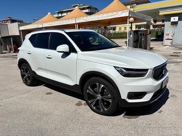 Volvo XC40 T5 Rec Plug-in Inscription Expression