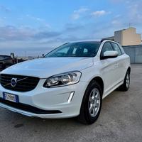 VOLVO XC60 2.0D D3 150CV GEARTRONIC FUL LED MY16