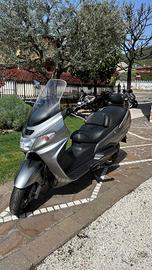 Suzuki Burgman 250