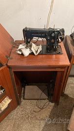 Singer 306M con mobiletto originale (anni ’50)