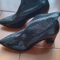 stivaletti donna a punta con tacco comodo 