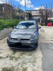 VOLKSWAGEN Golf 7ª serie - 2017