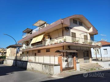 Appartamento mansardato via dell'Industria