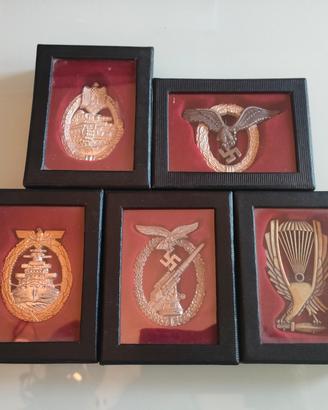 Set di 5 medaglie storiche in teche