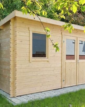 CASETTA DI LEGNO AMIRA  400X250 cm spessore 28mm